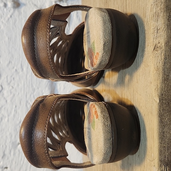 Taos Faith‎ Women's Brown Leather Slingback Low Heel Closed Toe Shoes Size 39 - Picture 8 of 16